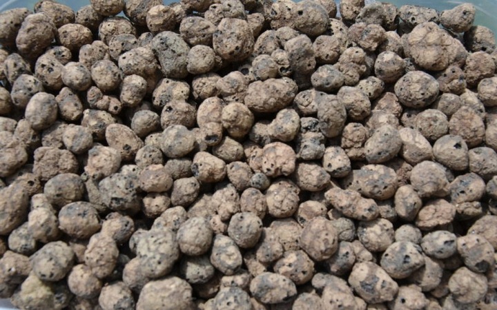 KERAMZYT OGRODNICZY BIOVITA idealny na drenaż 8-16MM 18L