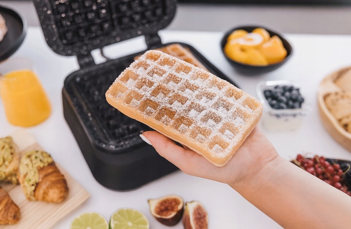 Gofrownica Primaveo 2500W Regulacja Temperatury 2 Duże Chrupiące Gofry