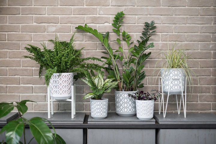 Doniczka AZTEK 14 h15 k-Czarny + w-Złoty Jasny