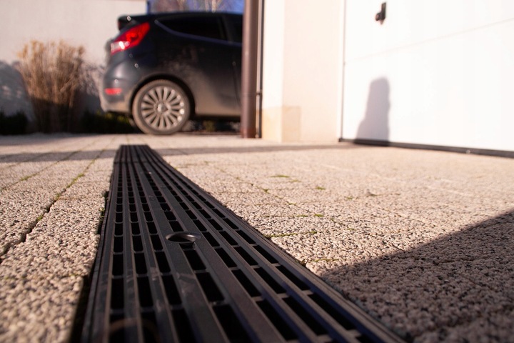 Odwodnienie liniowe 1000x63x131mm 1,5Tony MAX-DRAIN Krata Line Popiel