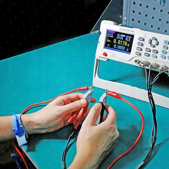 PRZEWODY DO MIERNIKA ZASILACZA LABORATORYJNEGO 2X BANAN KROKODYLEK 20A