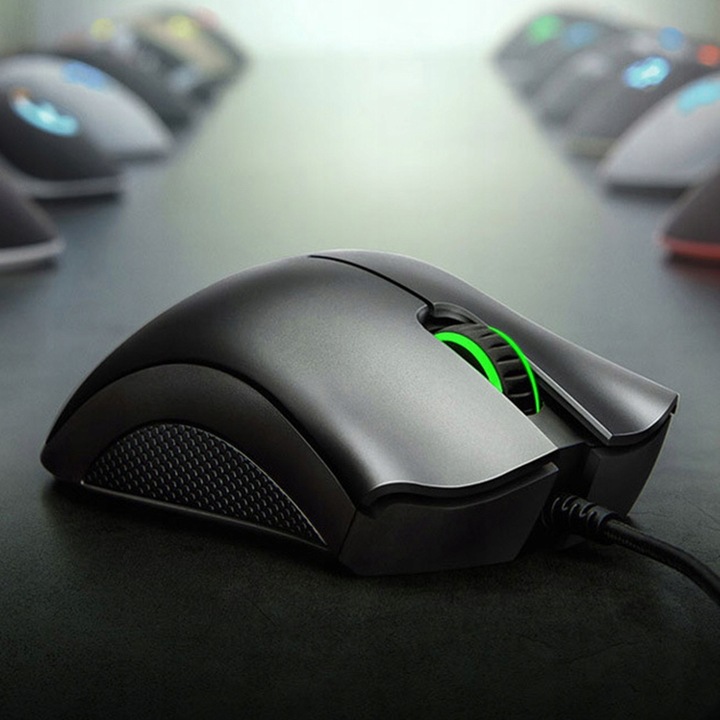 Myszka przewodowa Razer DeathAdder Essential sensor optyczny