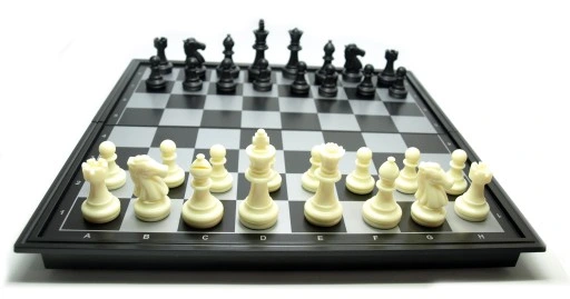 WARCABY MAGNETYCZNE SZACHY TURYSTYCZNE 24 x 24 cm