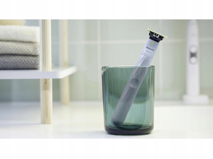 Golarka Philips OneBlade First Shave QP1324/20 - Pierwsze Golenie