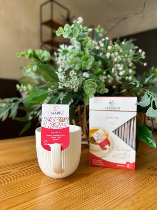 Herbata zielona liścasta deluxe z kwiatami jaśminu Palmira 15 saszetek