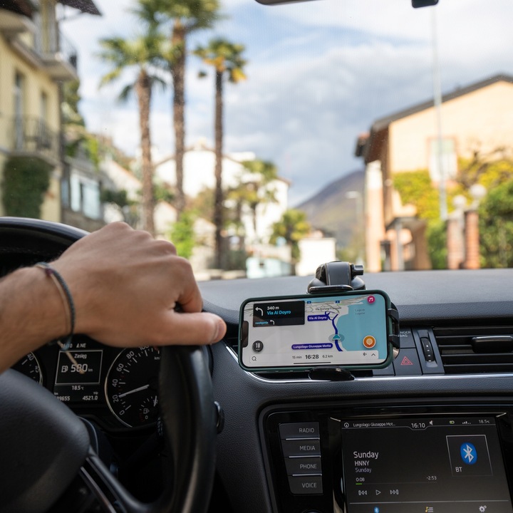 UCHWYT DO SAMOCHODU NA TELEFON DESKĘ KOKPIT SAMOCHODOWY HOLDER MOCNY