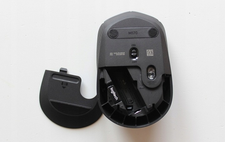 Myszka bezprzewodowa Logitech M170 sensor optyczny