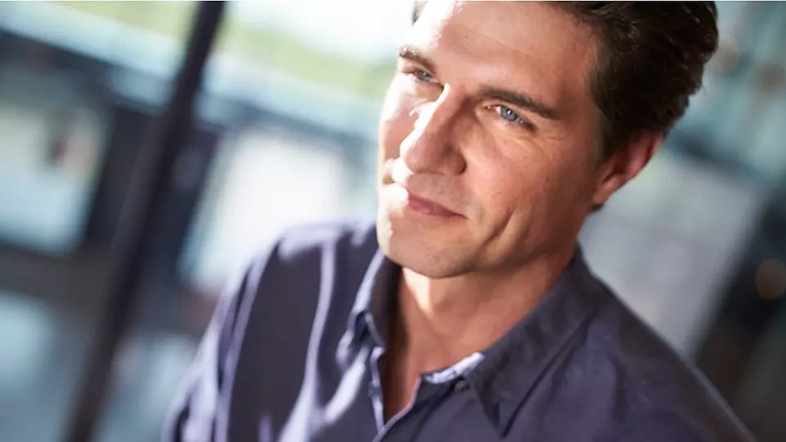 BEZPRZEWODOWA ELEKTRYCZNA MASZYNKA DO GOLENIA GOLARKA PHILIPS DO ZAROSTU