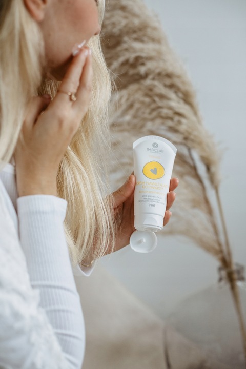 BasicLab Zestaw Nawilżający Krem do Twarzy i Nawilżający Krem do Rąk 75 ml