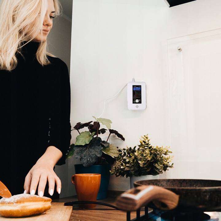 CZUJNIK CZADU I GAZU 2W1 DETEKTOR TLENKU WĘGLA CO METAN BUTAN WIFI