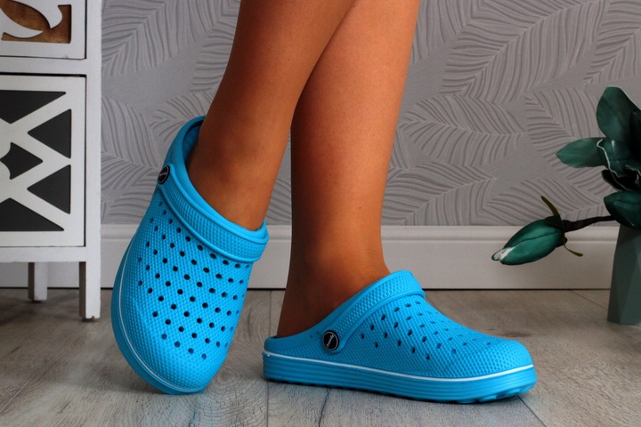 DAMSKIE LEKKIE KLAPKI CHODAKI PIANKOWE