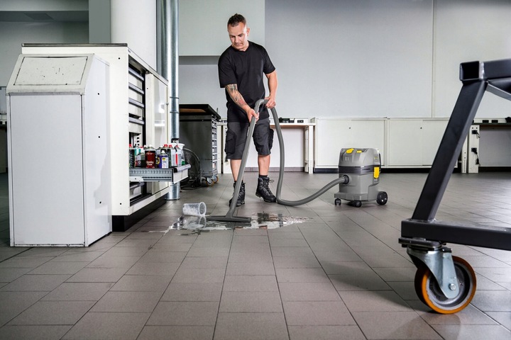 Odkurzacz uniwersalny Karcher na mokro i na sucho NT 22/1 Ap L