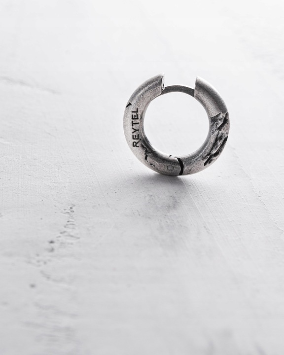 Srebrny kolczyk - kółko KLETTUR