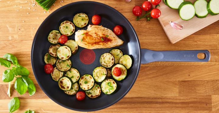 Wok z pokrywką TEFAL Daily Cook 28cm non-stick indukcja stal G7309955