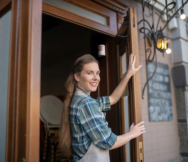 CZUJNIK RUCHU ALARM BEZPRZEWODOWY CZUJKA RUCHU SYGNALIZATOR WEJŚCIA KONTROL