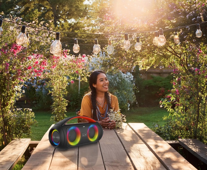 MOCNY GŁOŚNIK BLUETOOTH PRZENOŚNY BOOMBOX MIKROFON PILOT USB SD FM