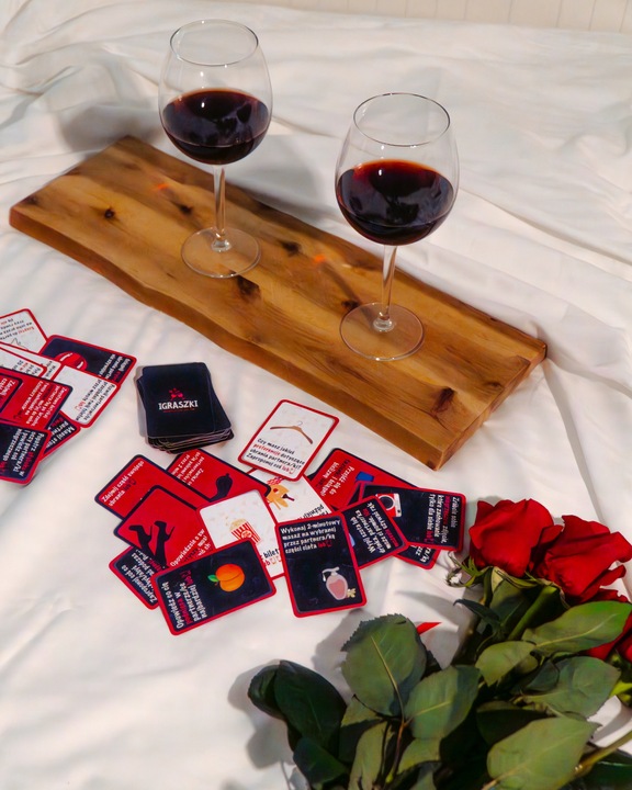 Karty IGRASZKI – Zakrapiana Gra dla Par - Zmysłowe Wyzwania i Pytania
