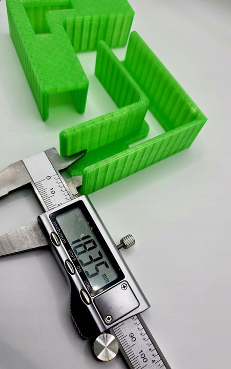 ZESTAW Uchwyt stolarski 3 ręka 4xL + 2xT 2x krzyż do płyty montażowej