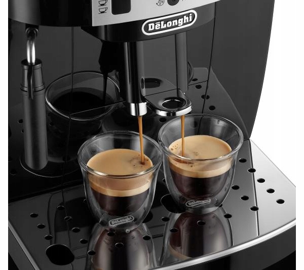 Ekspres ciśnieniowy do kawy DeLonghi Magnifica S ECAM22.115.B 1450W