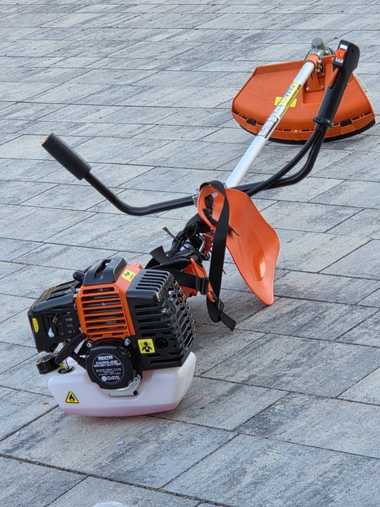 KOSA SPALINOWA podkaszarka wykaszarka kosiarka trawy MAJSTER PL MP0415