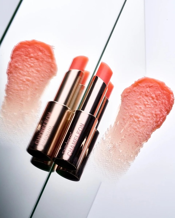 Pomadka do ust balsam odżywczy reagujący z pH 3 ml Swederm Chameleon