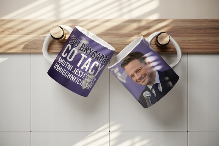 KUBEK TRZASKOWSKI POLITYKA CO TACY SMUTNI UŚMIECHNIJCIE SIĘ PREZENT