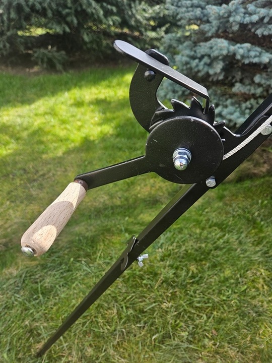 TRÓJNÓG 210 CM OGRODOWY GRILL OGNISKOWY OGROMNY