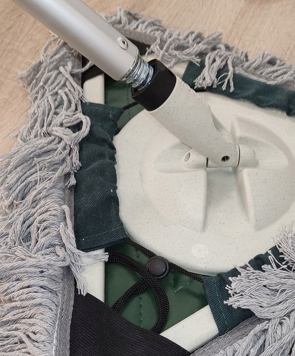 MOP WOOSTER DO CZYSZCZENIA ODPYLANIA ODKURZANIA ŚCIAN GŁADZI Z PYŁU KURZU