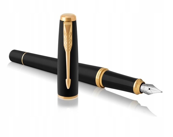 PIÓRO PARKER WIECZNE URBAN CZARNE GT ZŁOCONE z GRAWEREM ETUI PIÓRNIK CZARNY