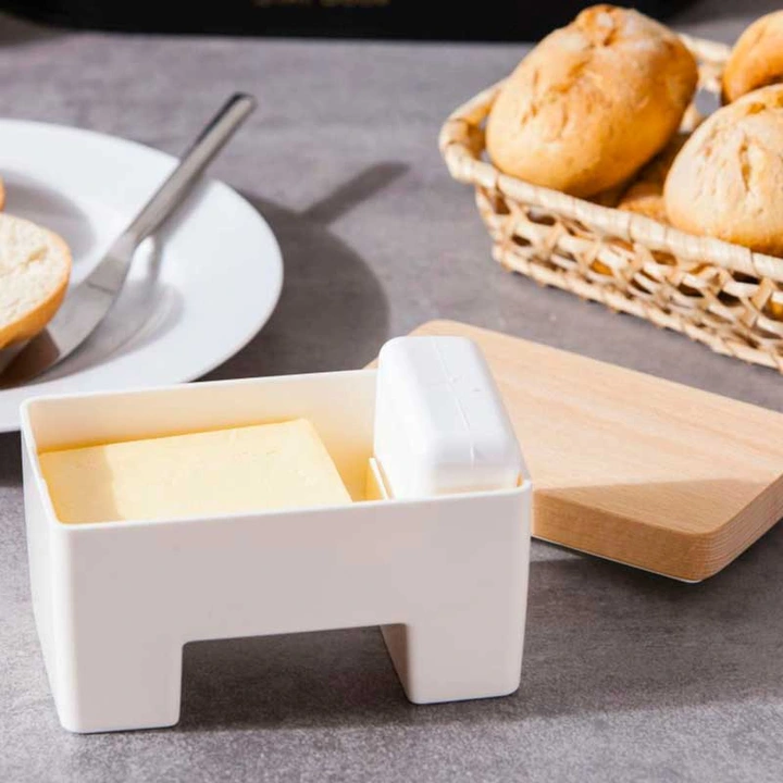 PRACTIC INTELIGENTNA MASELNICZKA WODNA Z POKRYWA POJEMNIK NA MASŁO BIAŁA