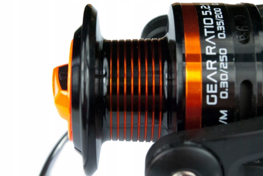 ZESTAW wędkarski SPINNING jaxon WĘDKA 2,4m kołowrotek +58 elementów Z45