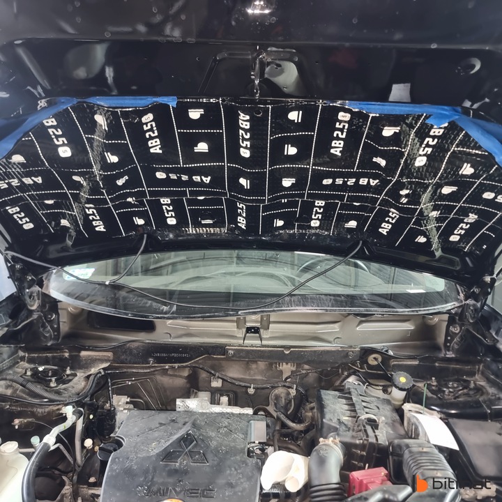 MATA WYGŁUSZAJĄCA BUTYLOWA BITUMICZNA BUTYL 2,5mm