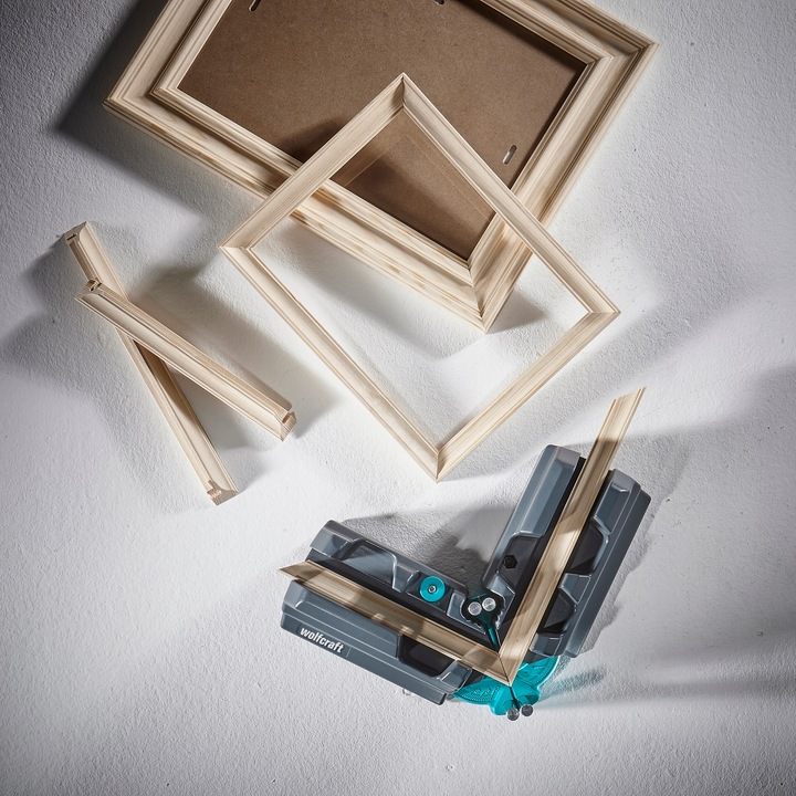 WOLFCRAFT Regulowany przymiar skrzynka uciosowa do listew 100mm 2w1