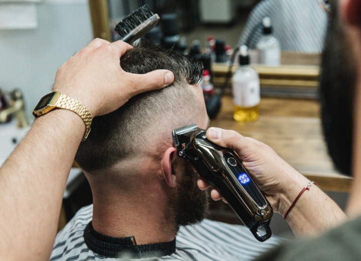 PROFESJONALNA MASZYNKA DO STRZYŻENIA WŁOSÓW BRODY BEZPRZEWODOWA