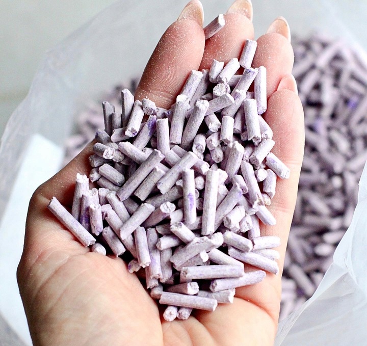 Żwirek dla kota tofu Leo zbrylający biodegradowalny eko 2,5 kg lawenda