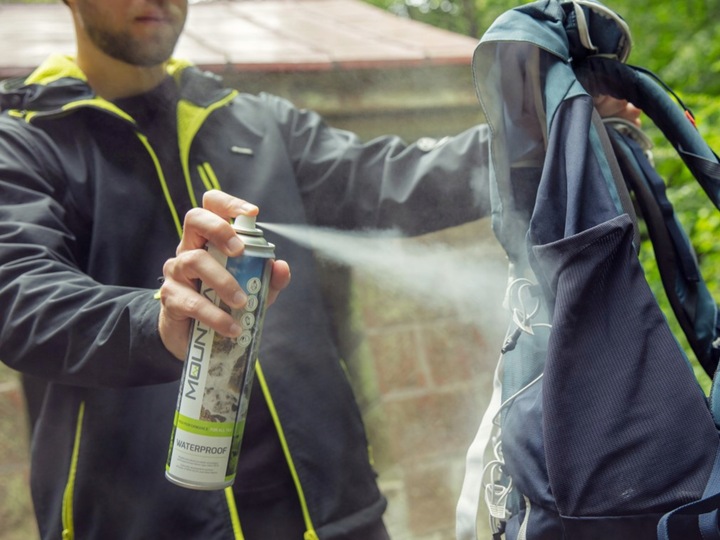 Impregnat do butów i odzieży turystycznej Mountval