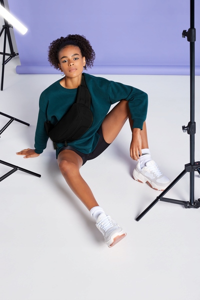 SASZETKA NERKA BIODROWA NA RAMIĘ DUŻA SZEROKI PAS CZARNA