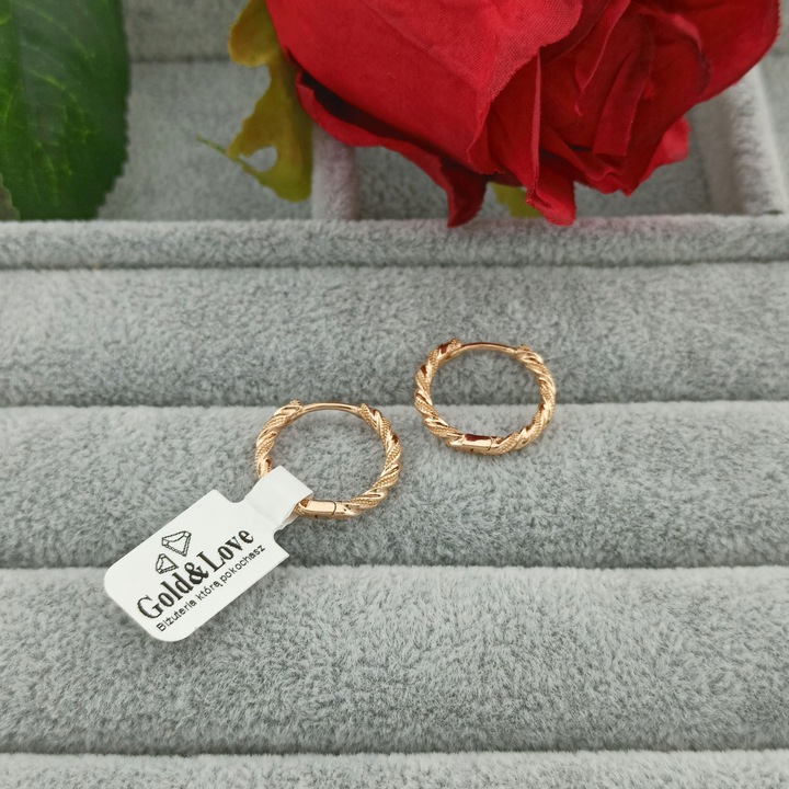 Złote kolczyki codzienne kółka skręcane dla kobiety pozłacane na prezent