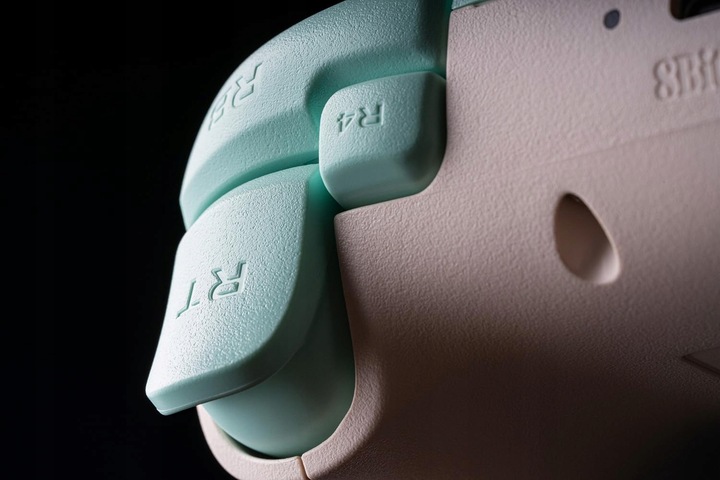 Pad Bezprzewodowy 8Bitdo Ultimate 2C Mint Hall Effect 2.4G BT Android PC