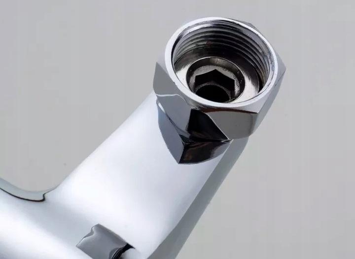 BATERIA KUCHENNA UMYWALKOWA KRAN ŚCIENNA RUCHOMA WYLEWKA KRAN DO