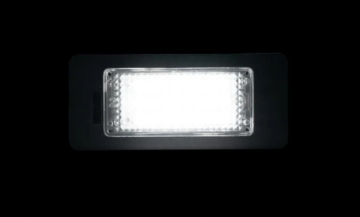 PODŚWIETLENIE TABLICY REJESTRACYJNEJ LED BMW E90 E91 E60 E61 X5 X6 E39