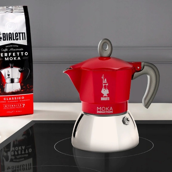Kawiarka Bialetti New Moka Induction 6tz czerwona