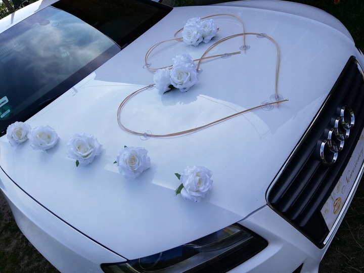 PIĘKNA DEKORACJA NA AUTO ŚLUBNE, OZDOBY WESELNE