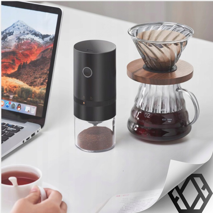 MINI ELEKTRYCZNY MŁYNEK DO MIELENIA KAWY PRZYPRAW PRZENOŚNY WYDAJNY