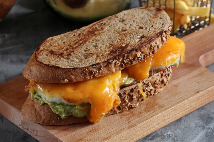 Toster do GRZANEK OPIEKACZ DO CHLEBA BIAŁY 600W