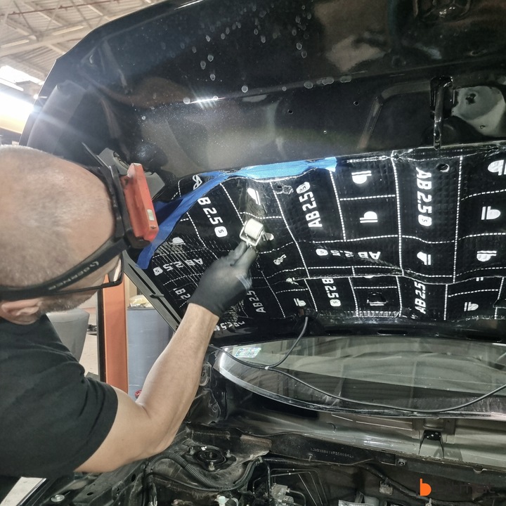 MATA WYGŁUSZAJĄCA BUTYLOWA BITUMICZNA BUTYL 2,5mm