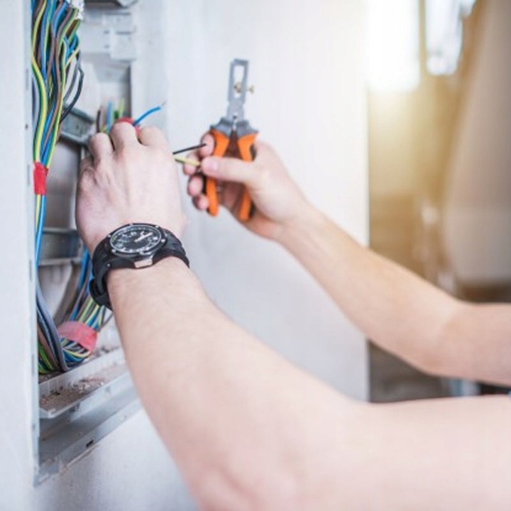 OGRANICZNIK OCHRONNIK PRZEPIĘĆ PRZEPIĘCIOWY 1-FAZ B+C T1 T2 1P 6kA AC