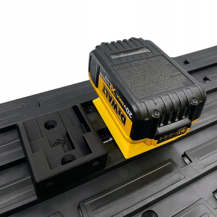 P4U 6xUchwyt na baterie Dewalt 18V 20V Flexvolt XR
