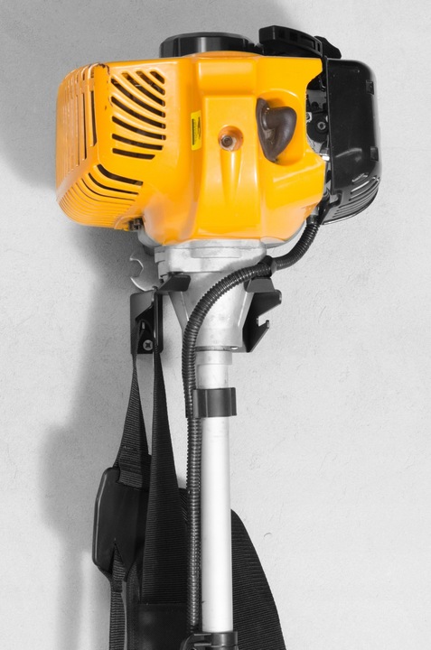 Wieszak uchwyt na kosę kosiarkę spalinową MARKOWY