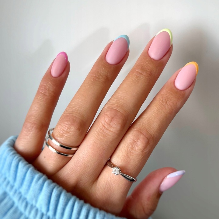 SEMILAC LAKIER HYBRYDOWY 389 COCONUT ICE CREAM 7ml